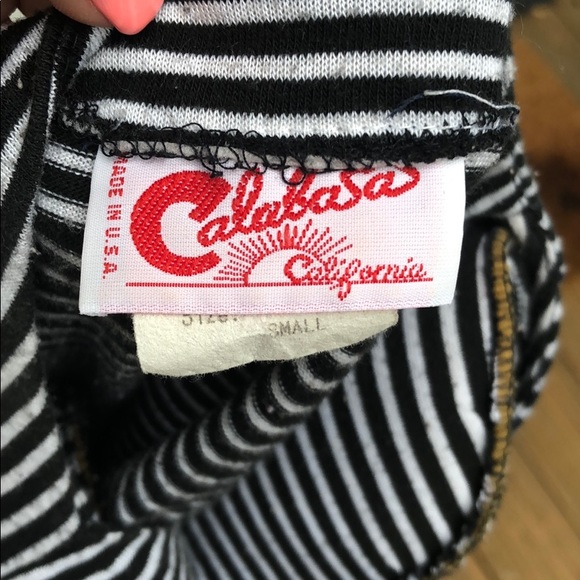 Vintage Calabasas California B&W Striped Crop Top - Picture 8 of 8
